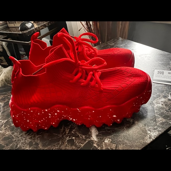 Shoes - Picture 5 of 5